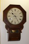 Englische Wanduhr „Act of Parliament“